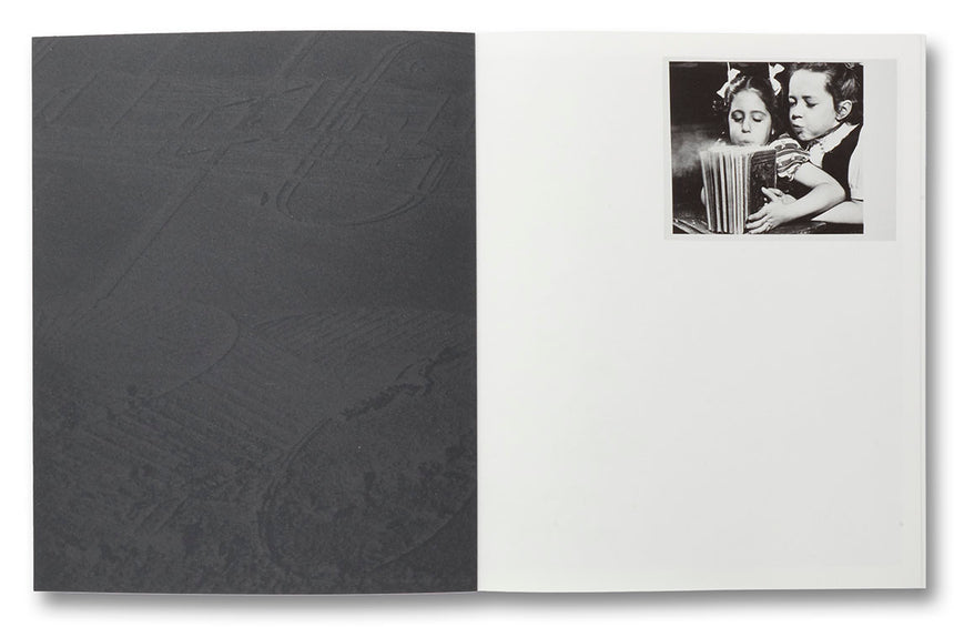 a Handful of Dust (First edition) <br> David Campany - MACK