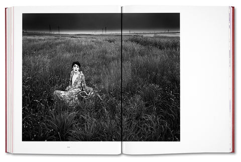 Eikoh Hosoe (Japanese edition) / Yasufumi Nakamori (ed.)